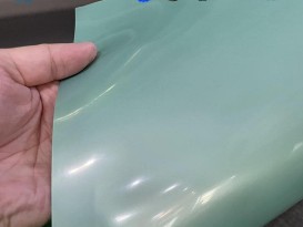 鞋材tpu膜亮面涼鞋 時(shí)尚包面料TPU薄膜 彩色薄膜